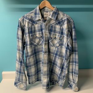 Ariat Western flannel top